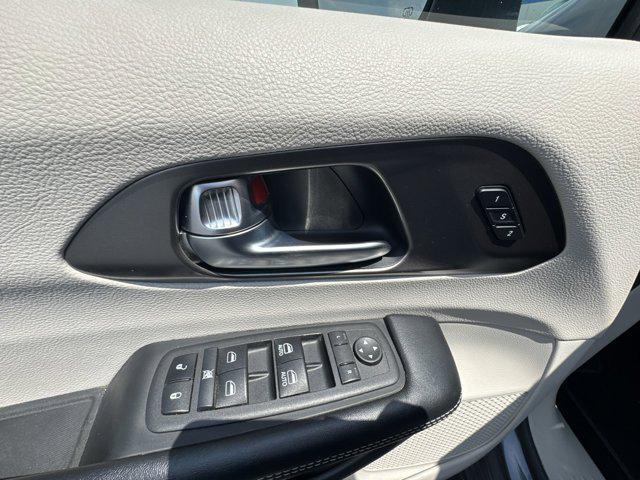 used 2023 Chrysler Pacifica car, priced at $21,922