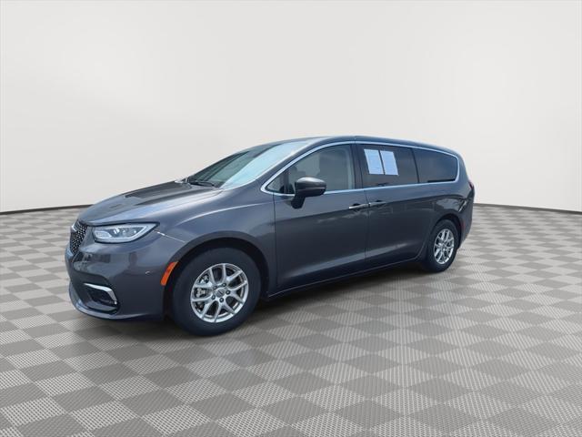 used 2023 Chrysler Pacifica car, priced at $22,377