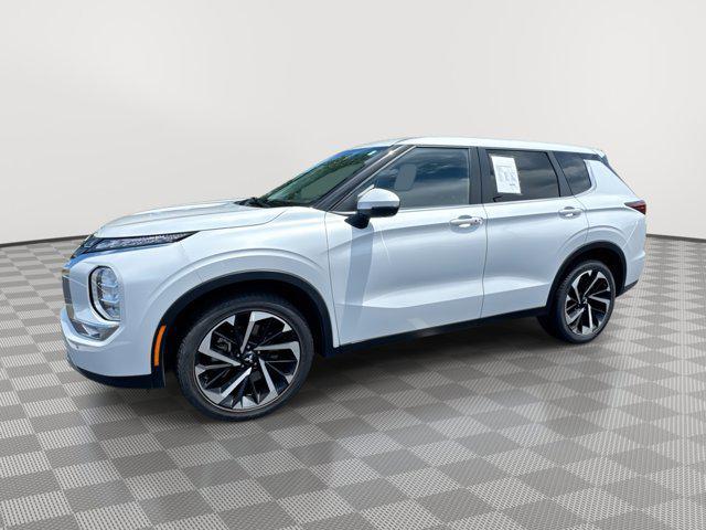 used 2024 Mitsubishi Outlander car, priced at $25,356