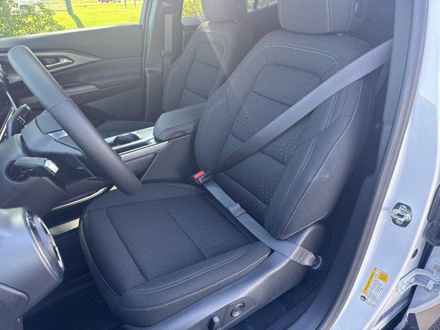 new 2025 Chevrolet Equinox EV car, priced at $26,666