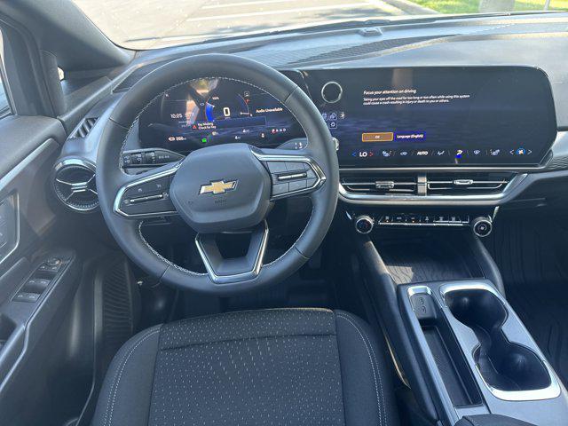 new 2025 Chevrolet Equinox EV car, priced at $26,666