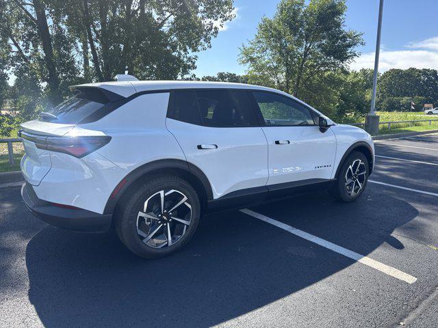 new 2025 Chevrolet Equinox EV car, priced at $26,666