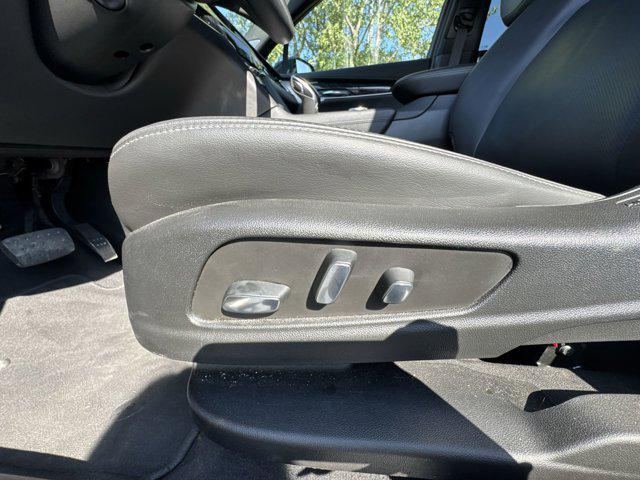 used 2025 Cadillac XT6 car, priced at $42,000