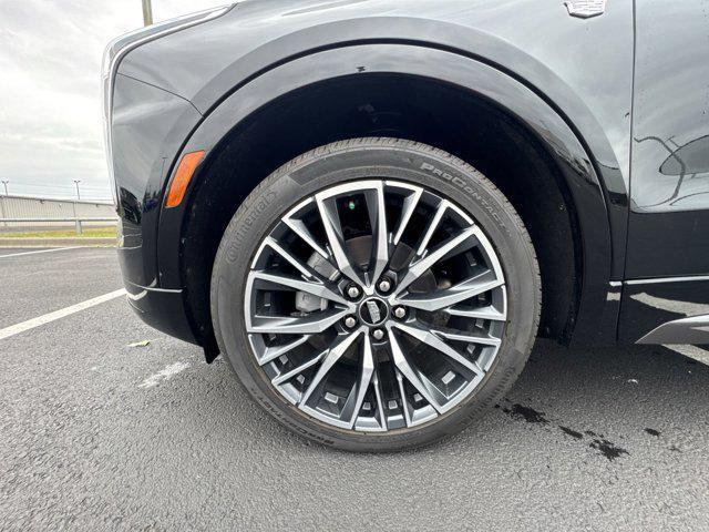 used 2025 Cadillac XT4 car, priced at $44,987