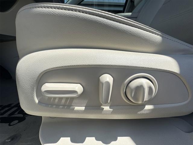used 2021 GMC Acadia car, priced at $30,315