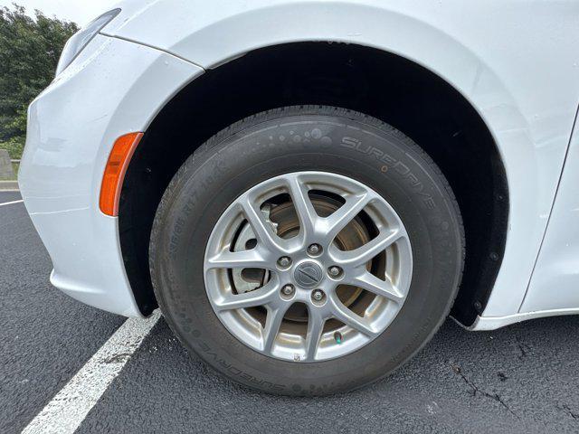 used 2022 Chrysler Pacifica car, priced at $21,963