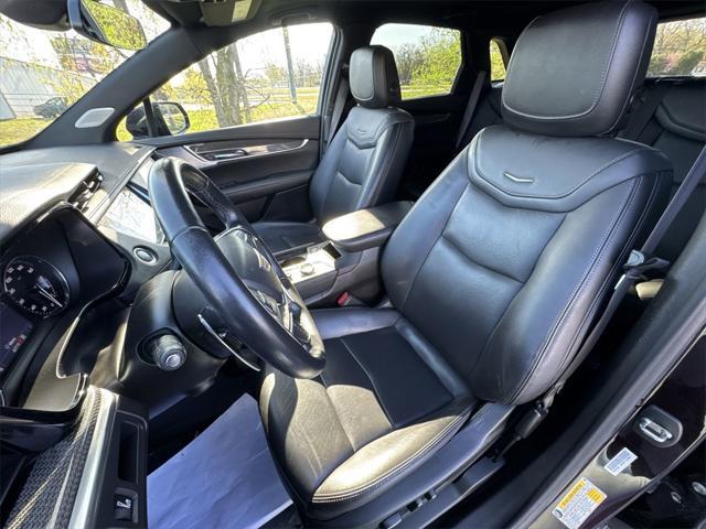 used 2021 Cadillac XT5 car, priced at $28,790