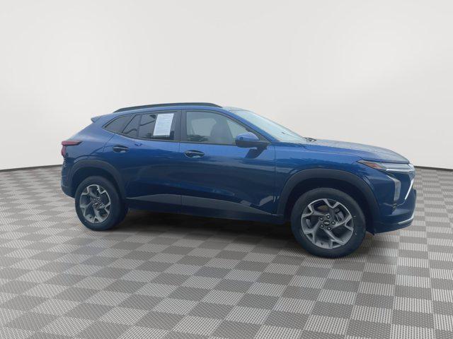used 2024 Chevrolet Trax car, priced at $23,537