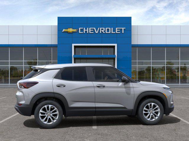 new 2025 Chevrolet TrailBlazer car, priced at $23,674