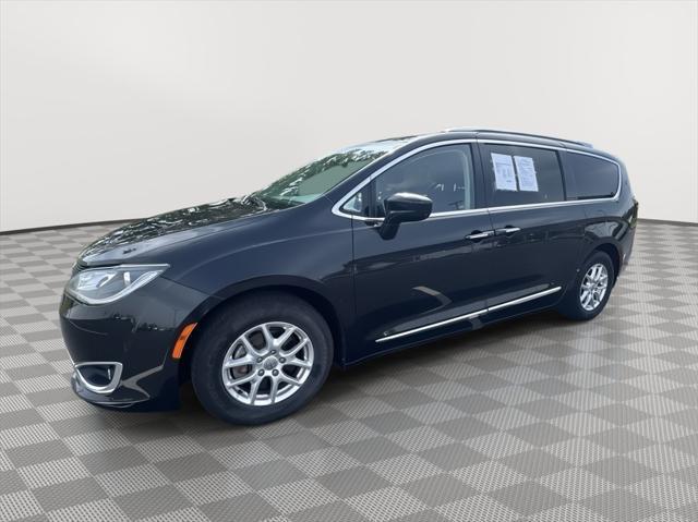 used 2020 Chrysler Pacifica car, priced at $18,352