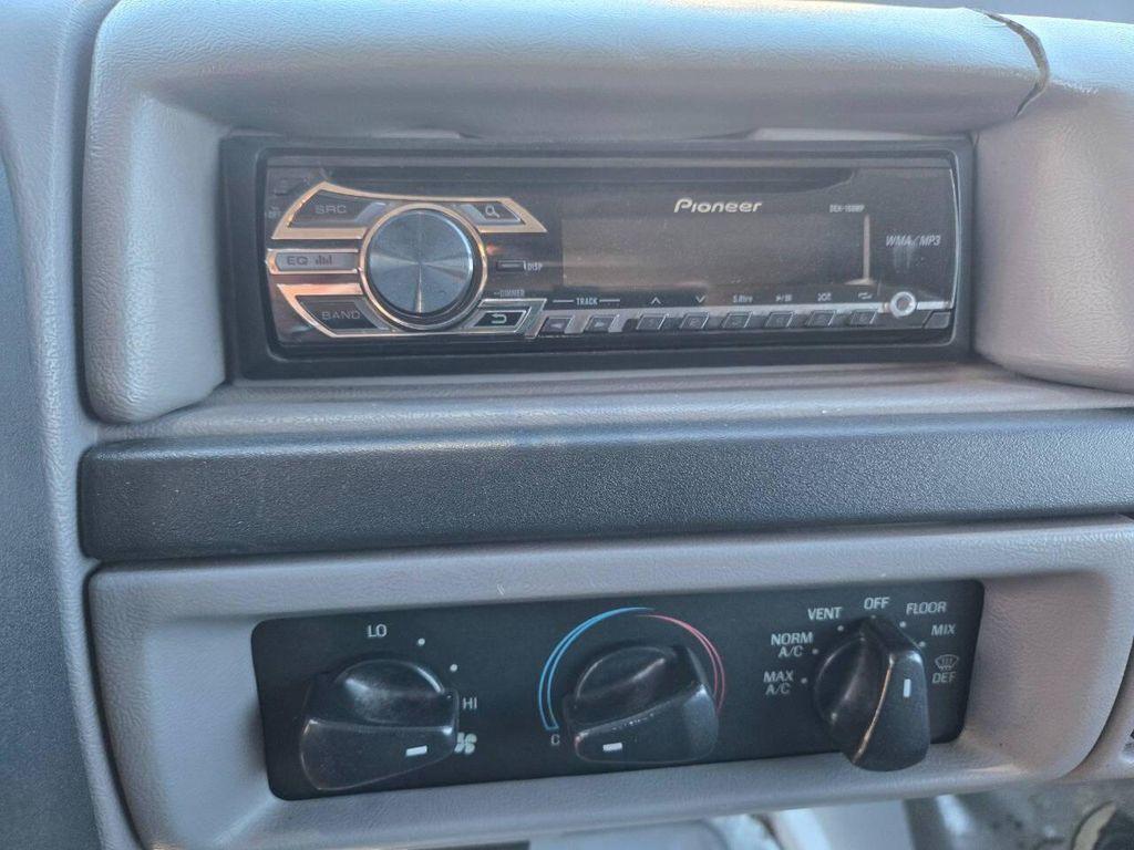 used 1996 Ford Bronco car, priced at $3,900