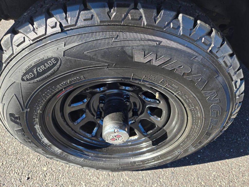 used 1996 Ford Bronco car, priced at $3,900