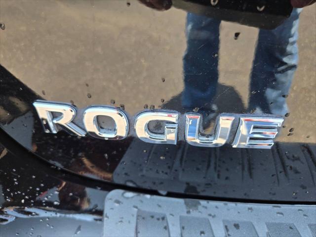 used 2012 Nissan Rogue car, priced at $9,998