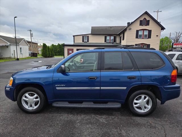 used 2006 GMC Envoy car, priced at $8,998