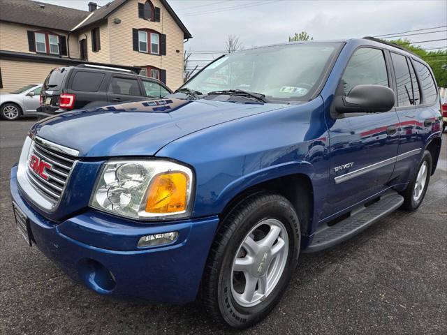 used 2006 GMC Envoy car, priced at $8,998