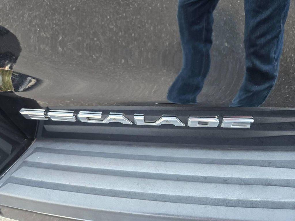 used 2019 Cadillac Escalade ESV car, priced at $34,500