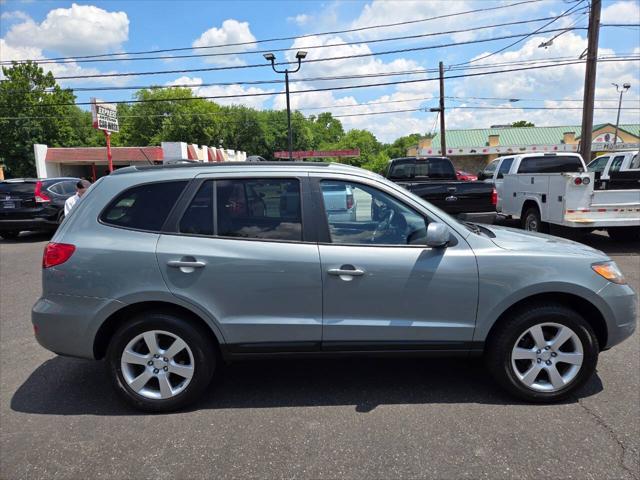 used 2009 Hyundai Santa Fe car, priced at $7,998