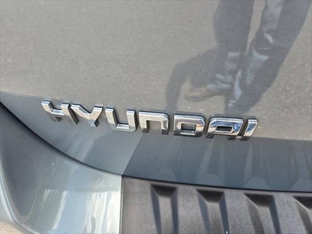 used 2009 Hyundai Santa Fe car, priced at $7,998