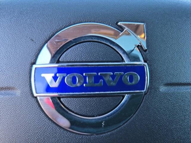 used 2013 Volvo XC70 car, priced at $11,998