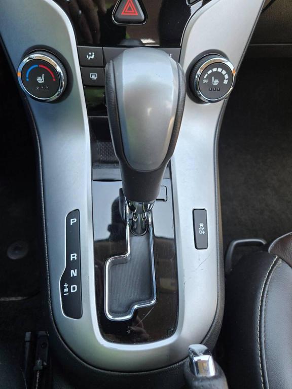 used 2015 Chevrolet Cruze car, priced at $9,998