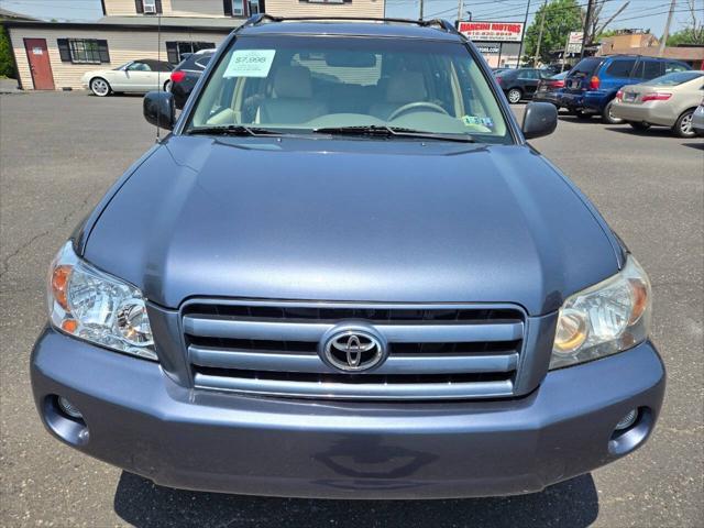 used 2007 Toyota Highlander car, priced at $7,998