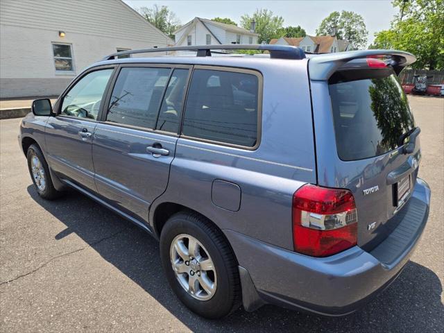 used 2007 Toyota Highlander car, priced at $7,998