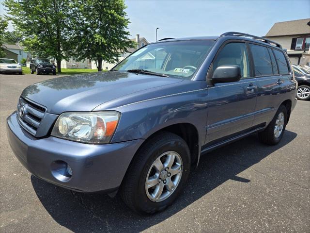 used 2007 Toyota Highlander car, priced at $7,998