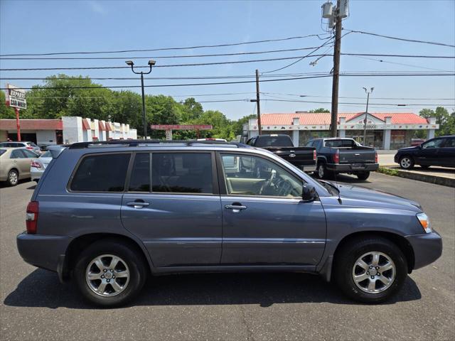 used 2007 Toyota Highlander car, priced at $7,998