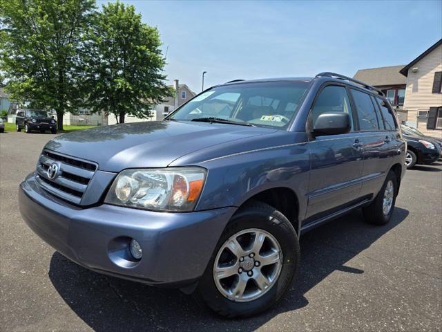 used 2007 Toyota Highlander car, priced at $7,998