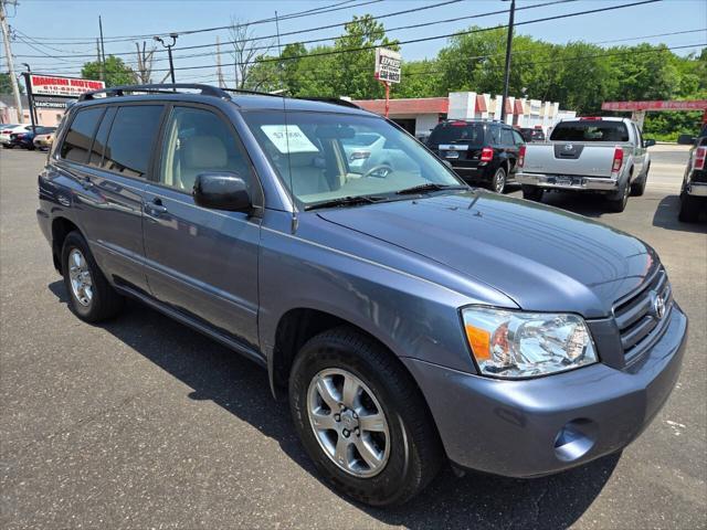 used 2007 Toyota Highlander car, priced at $7,998