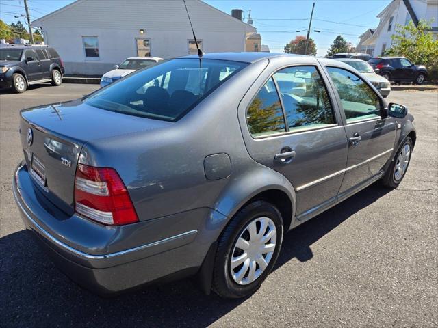 used 2004 Volkswagen Jetta car, priced at $7,488