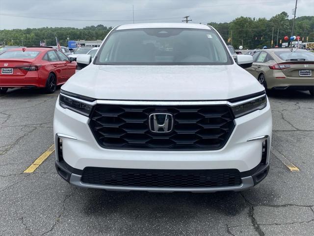 used 2025 Honda Pilot car, priced at $48,150