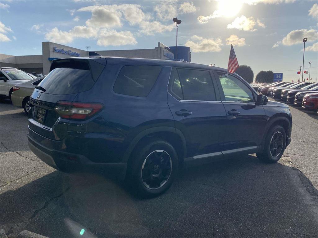 used 2025 Honda Pilot car, priced at $47,160