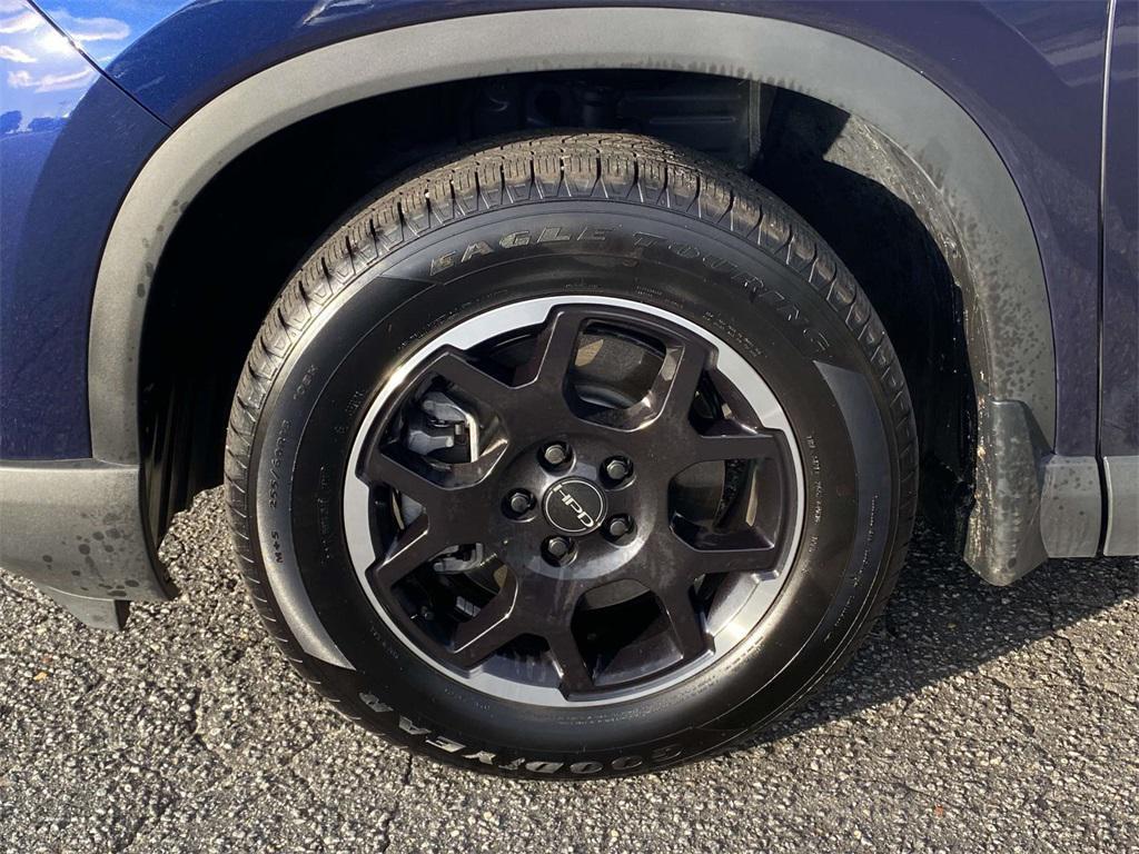 used 2025 Honda Pilot car, priced at $47,160