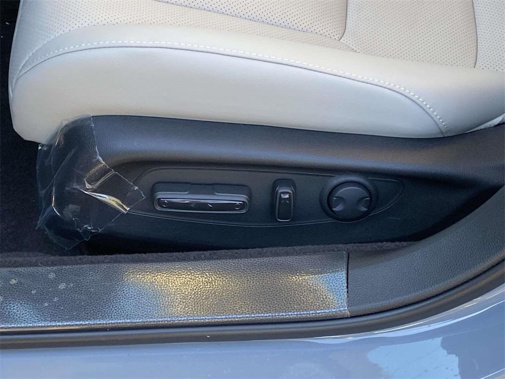 new 2025 Honda Accord Hybrid car, priced at $40,950