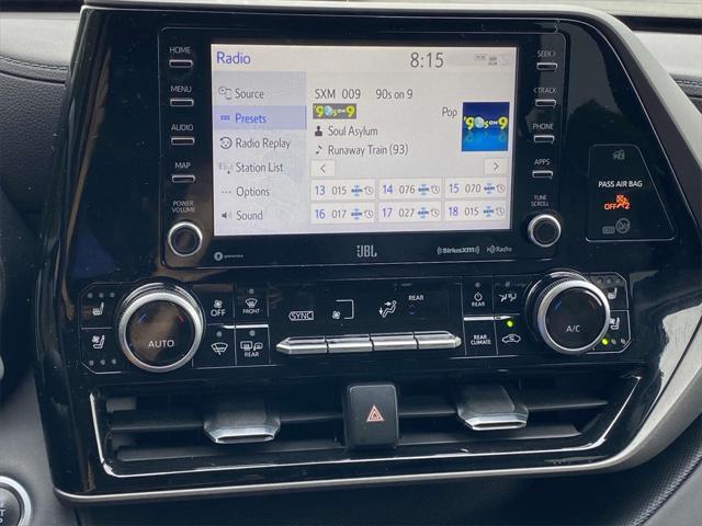 used 2021 Toyota Highlander car, priced at $33,313