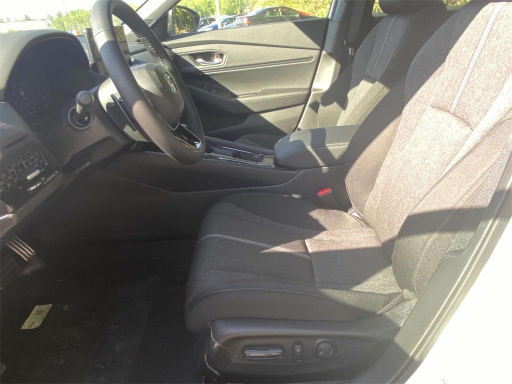 new 2025 Honda Accord Hybrid car, priced at $35,260