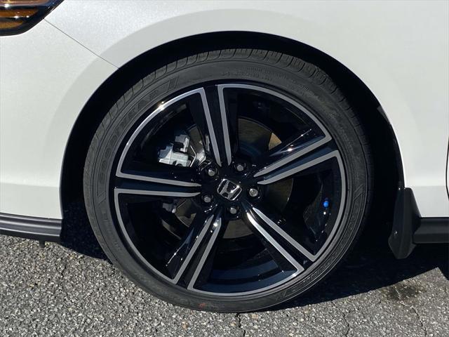 new 2025 Honda Accord Hybrid car, priced at $35,260