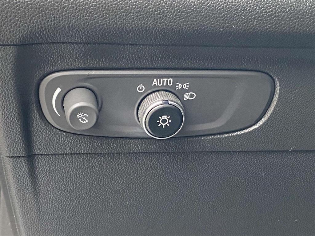used 2023 Buick Envision car, priced at $29,013