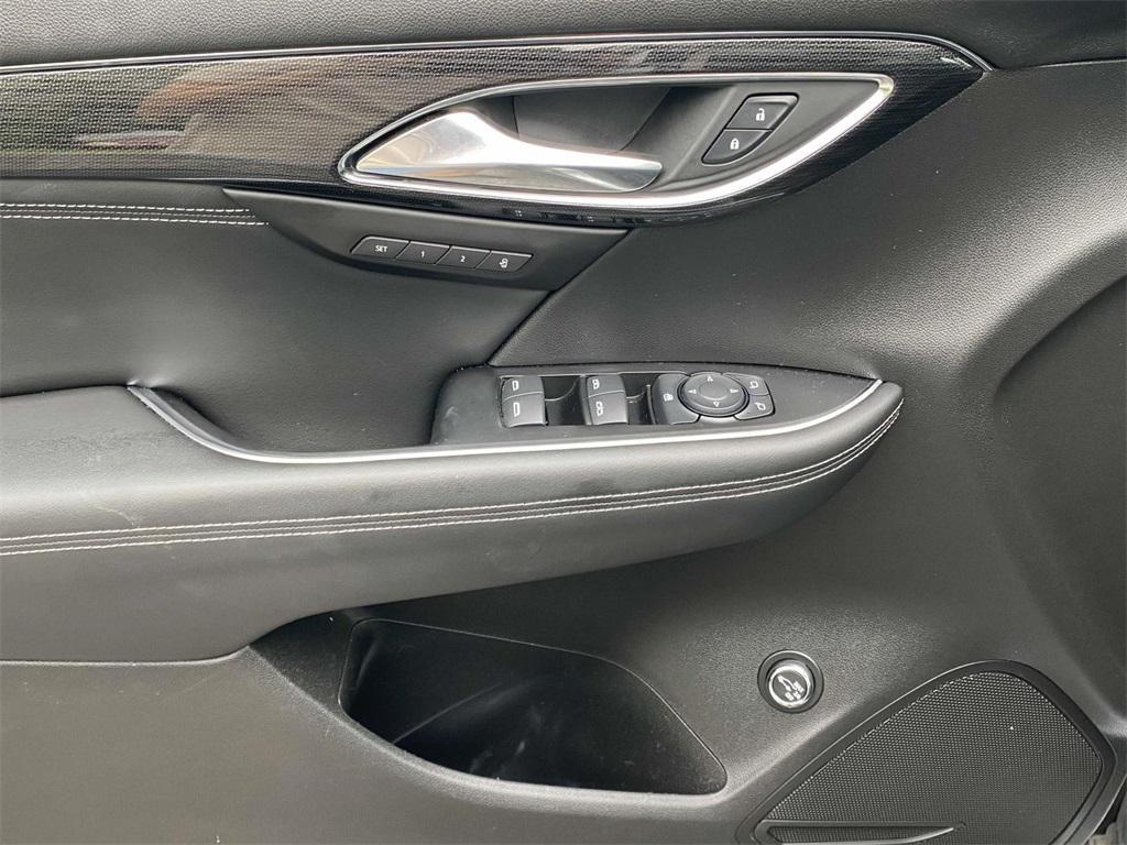 used 2023 Buick Envision car, priced at $29,013