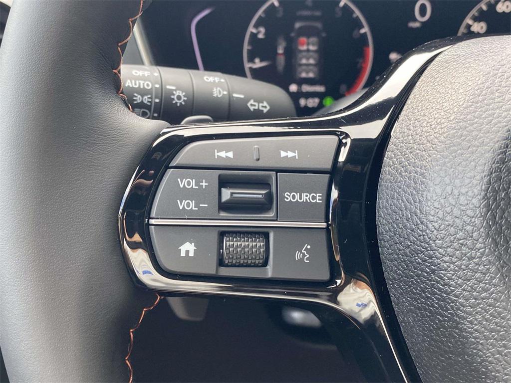 new 2025 Honda Pilot car, priced at $43,795