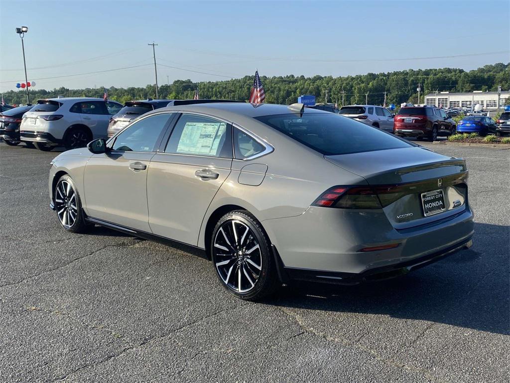 new 2025 Honda Accord Hybrid car, priced at $40,905