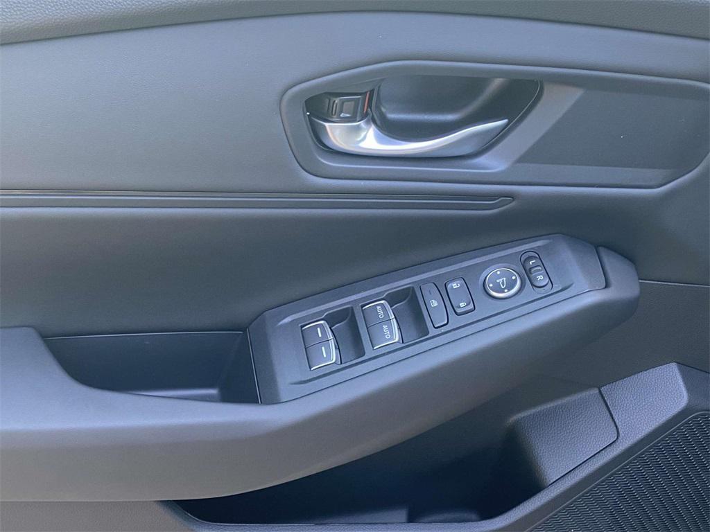 new 2025 Honda Accord car, priced at $31,710