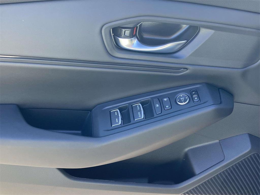 new 2025 Honda Accord car, priced at $31,755