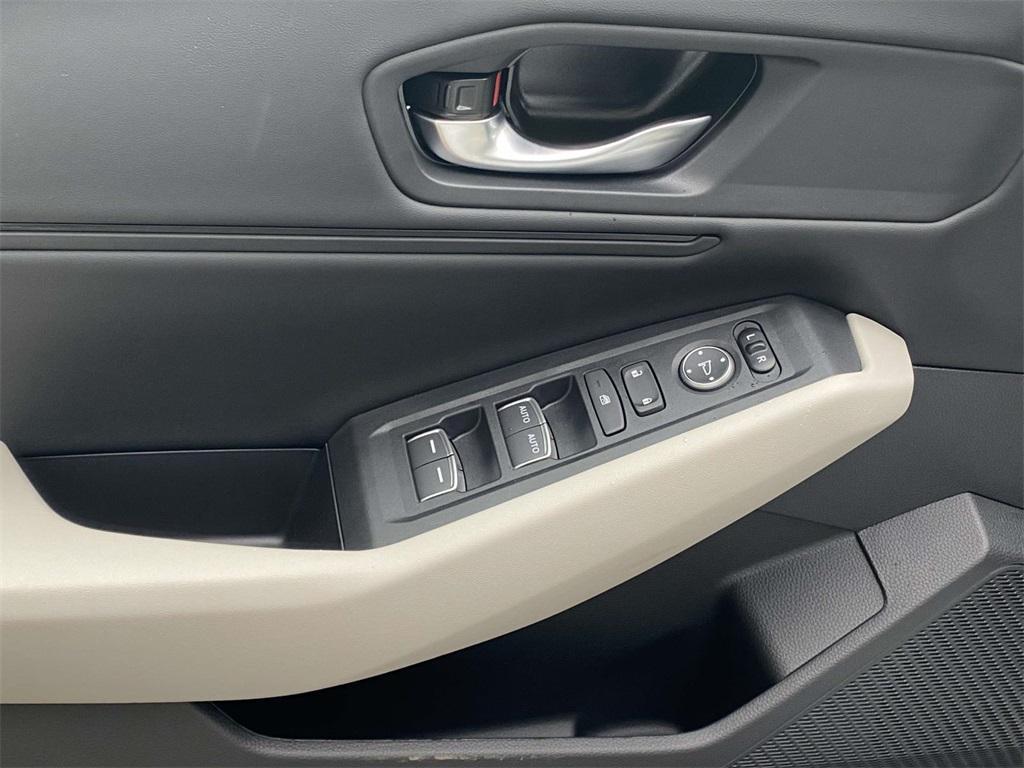 new 2025 Honda Accord car, priced at $31,015