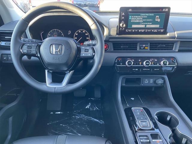 new 2025 Honda Pilot car, priced at $45,405