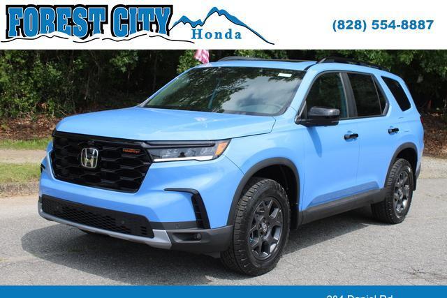 new 2025 Honda Pilot car, priced at $50,950