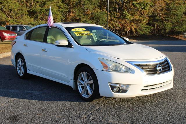 used 2013 Nissan Altima car, priced at $10,987