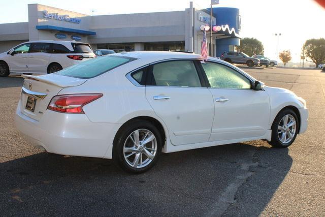 used 2013 Nissan Altima car, priced at $10,987