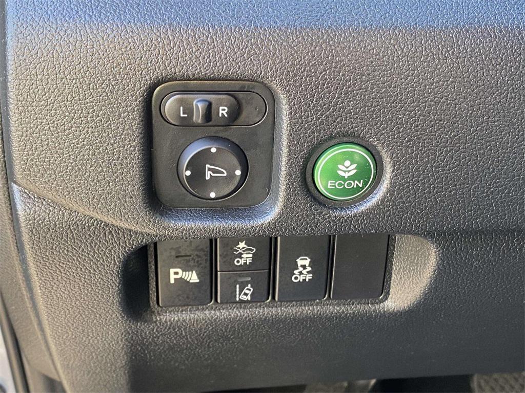 used 2022 Honda Passport car, priced at $33,406